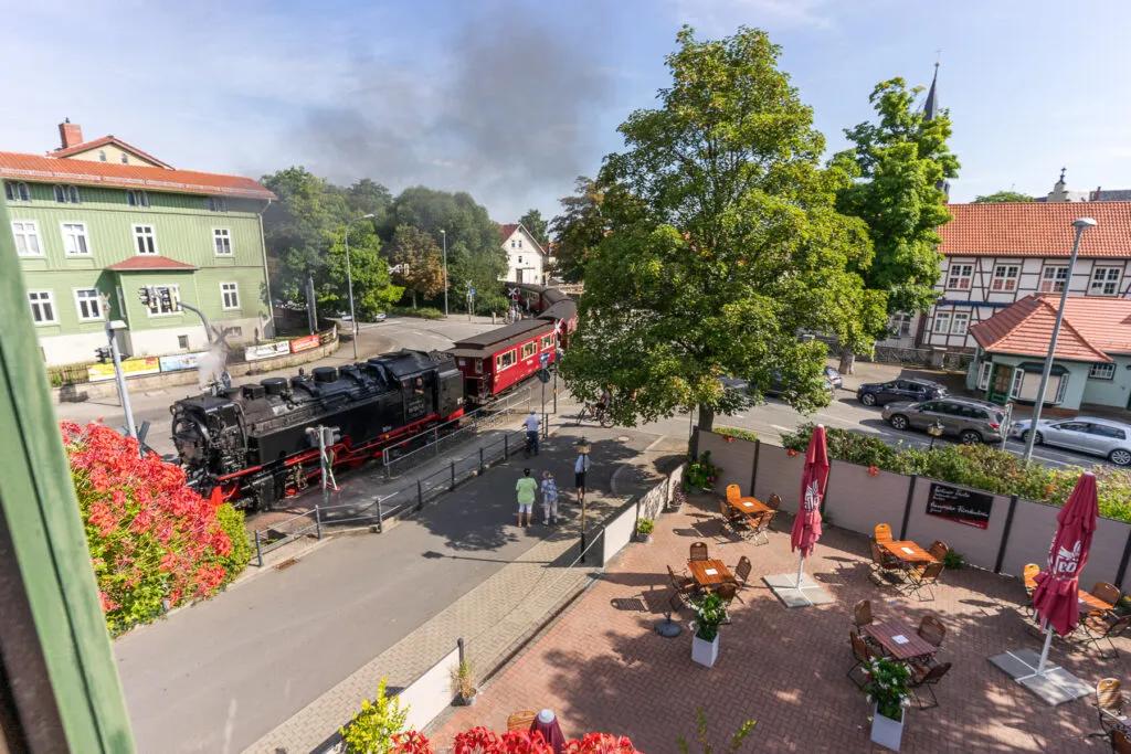 Blick aus unserer Ferienwohnung auf die Schmalspurbahn